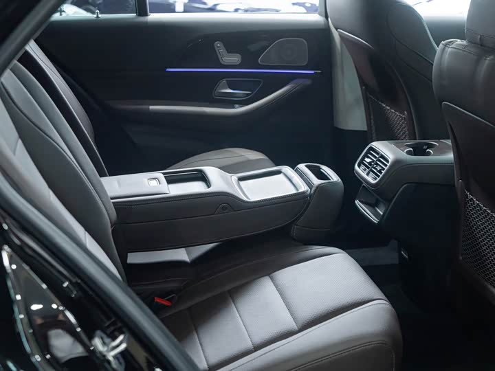 Фото 28 - Mercedes-Benz GLE-Class