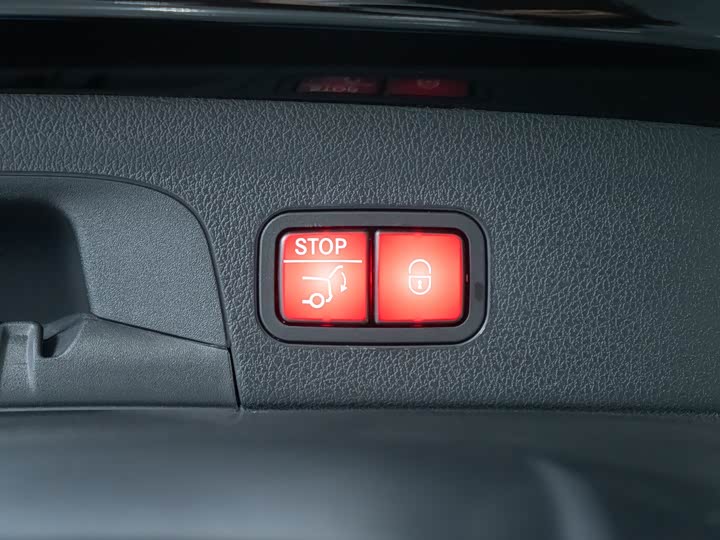 Фото 37 - Mercedes-Benz GLE-Class