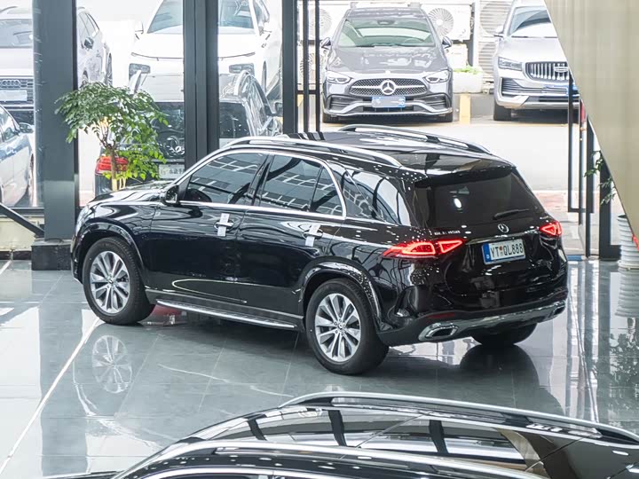 Фото 8 - Mercedes-Benz GLE-Class