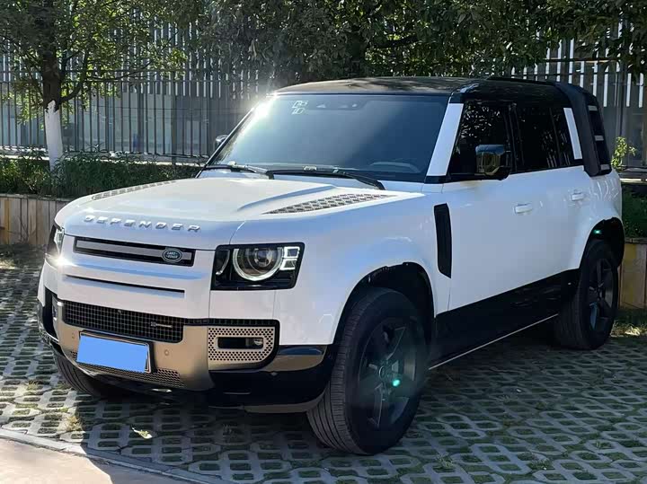 Фото 1 - Land Rover Defender