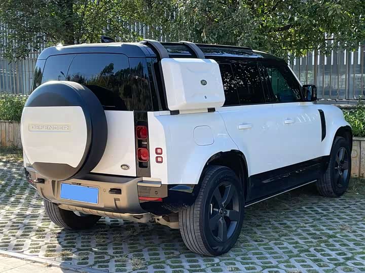 Фото 5 - Land Rover Defender