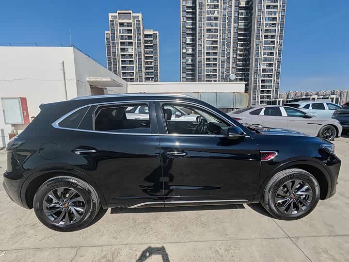 Фото 25 - Hongqi HS5