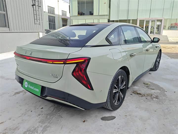 Фото 7 - Hongqi EH7