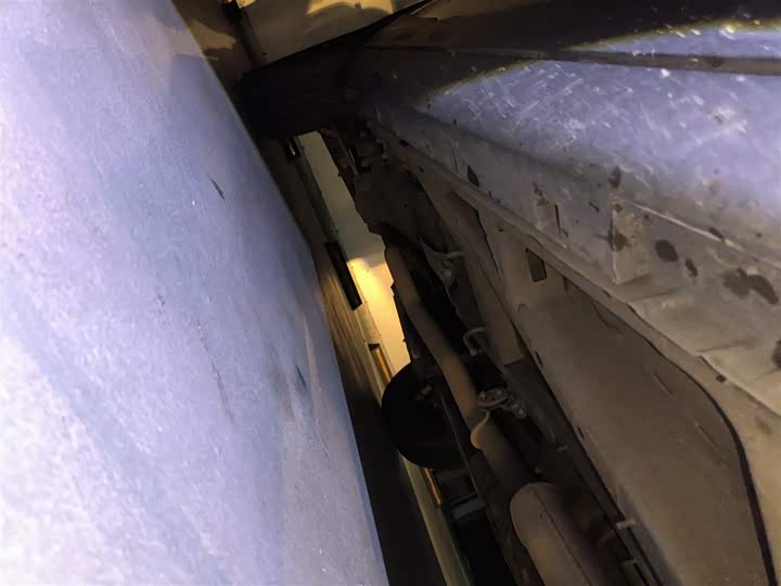 Фото 16 - Geely Atlas