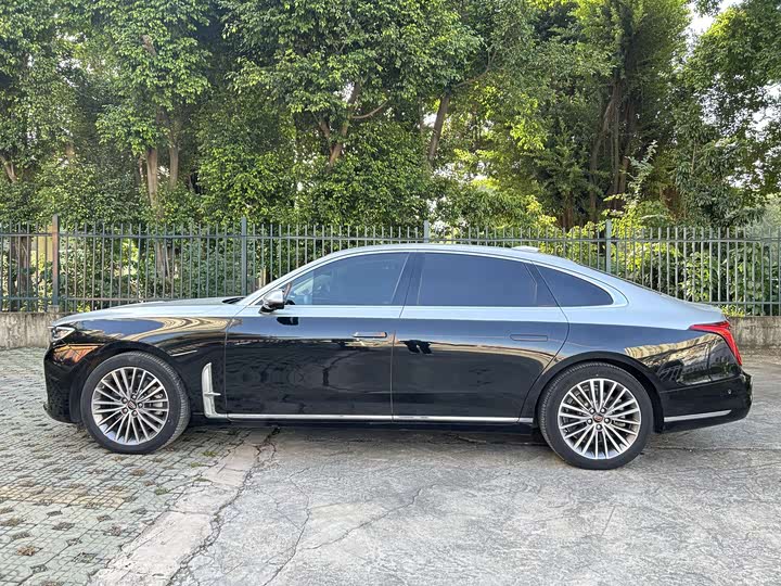 Фото 4 - Hongqi H9