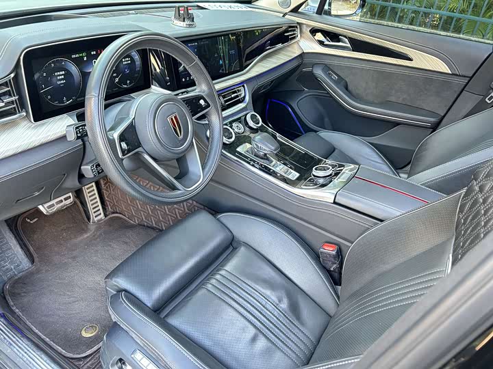 Фото 9 - Hongqi H9