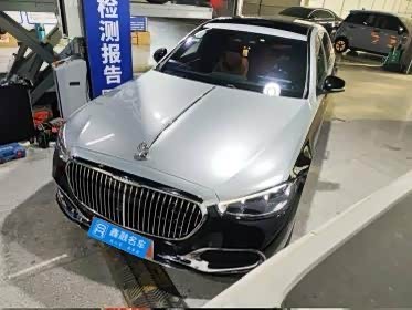 Фото 1 - Mercedes-Benz Maybach S-Class