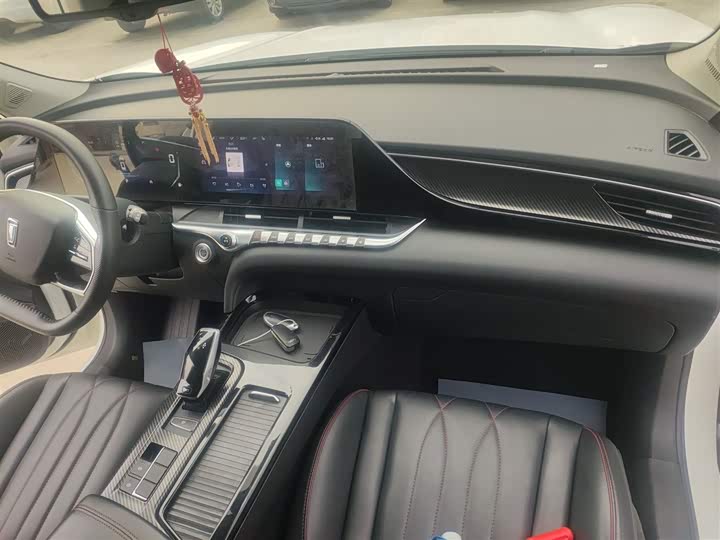 Фото 10 - Bestune T55