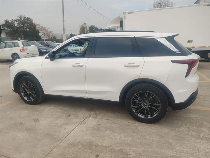 Фото 5 - Bestune T55