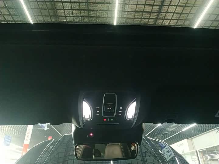 Фото 18 - GAC Trumpchi GS8