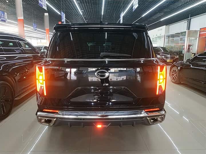 Фото 6 - GAC Trumpchi GS8