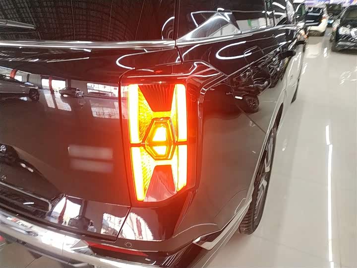 Фото 8 - GAC Trumpchi GS8