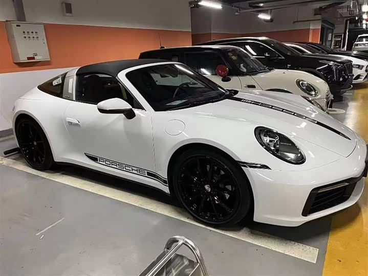 Фото 2 - Porsche 911