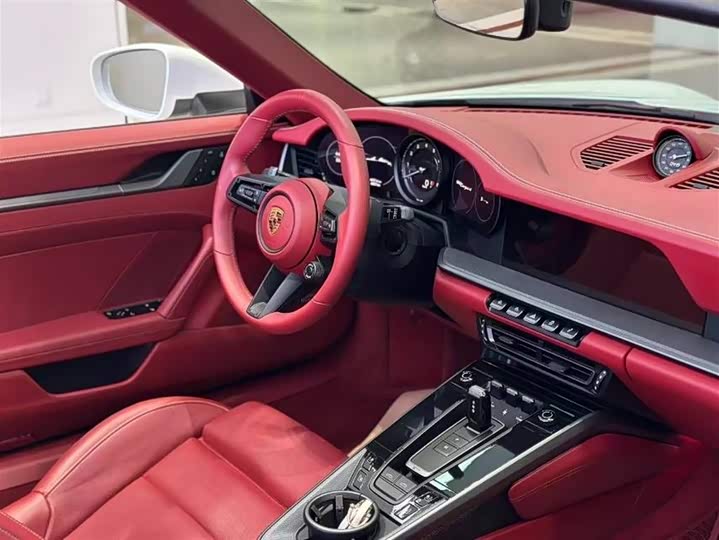 Фото 4 - Porsche 911