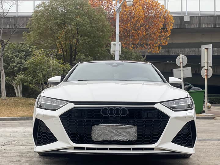 Фото 2 - Audi A7