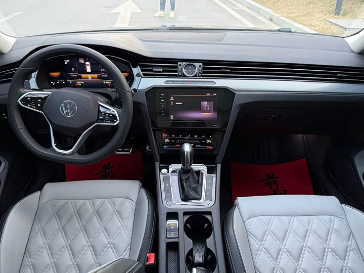 Фото 10 - Volkswagen Magotan