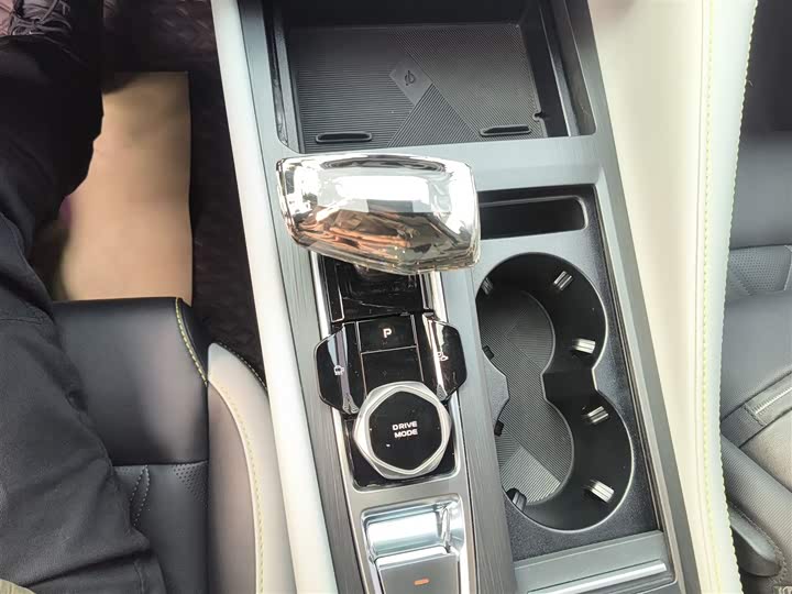 Фото 14 - Changan CS75 Plus iDD