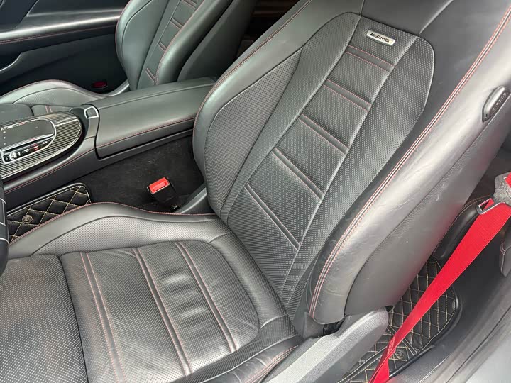 Фото 10 - Mercedes-Benz E-Class AMG