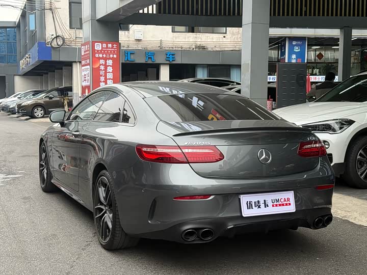 Фото 3 - Mercedes-Benz E-Class AMG