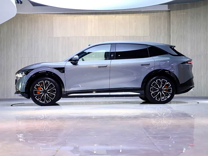 Фото 4 - Zeekr 7X