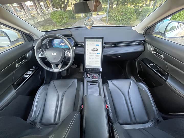 Фото 12 - XPeng G3