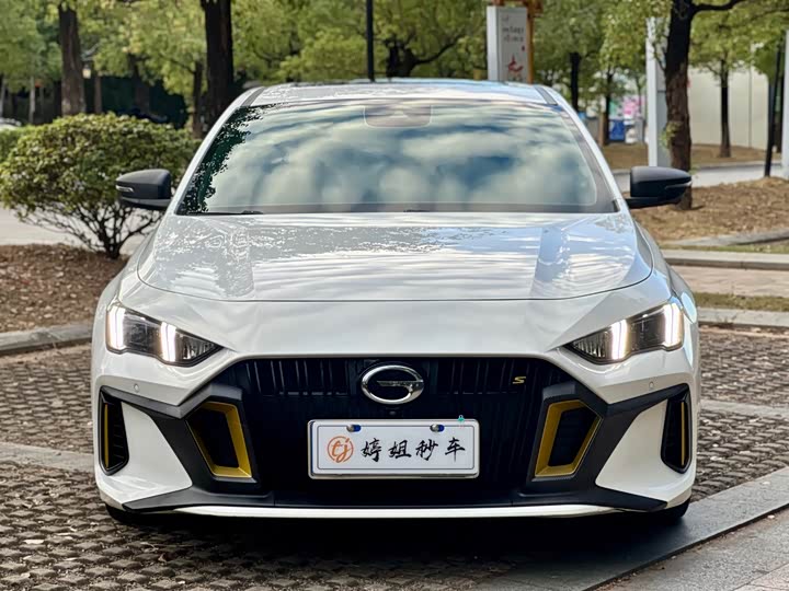 Фото 2 - GAC Trumpchi Empow R