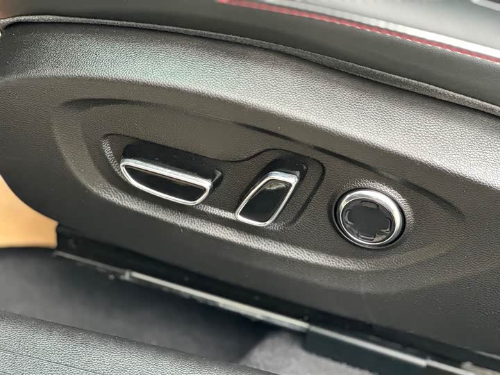 Фото 21 - GAC Trumpchi Empow R