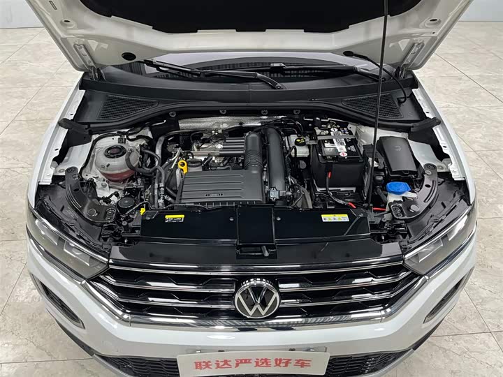 Фото 20 - Volkswagen T-Roc