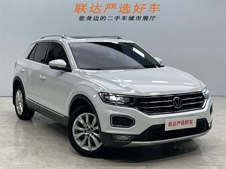 Фото 22 - Volkswagen T-Roc