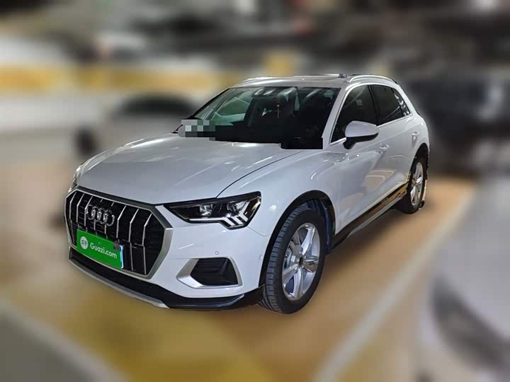 Фото 1 - Audi Q3