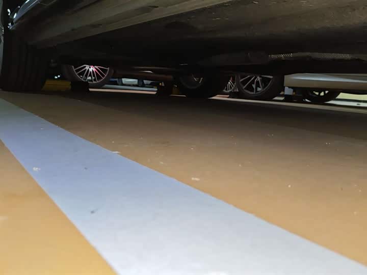 Фото 16 - Audi Q3