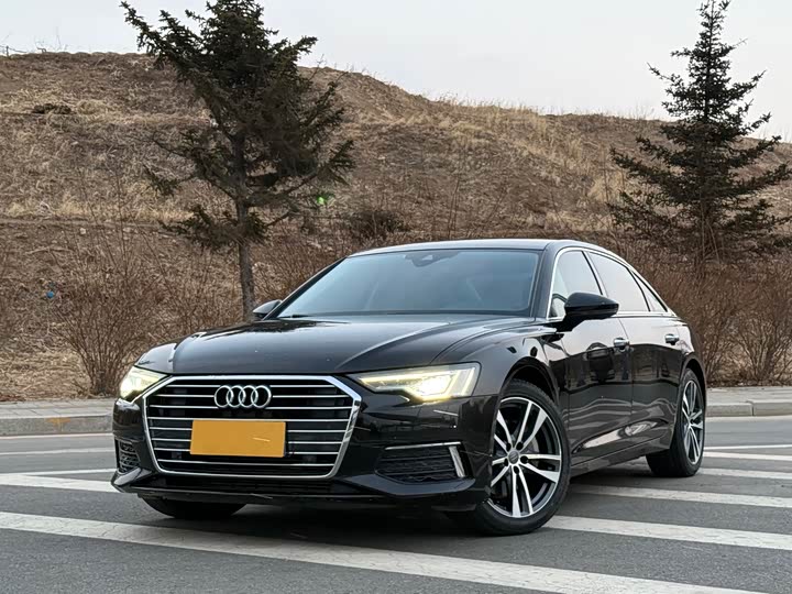 Фото 1 - Audi A6L