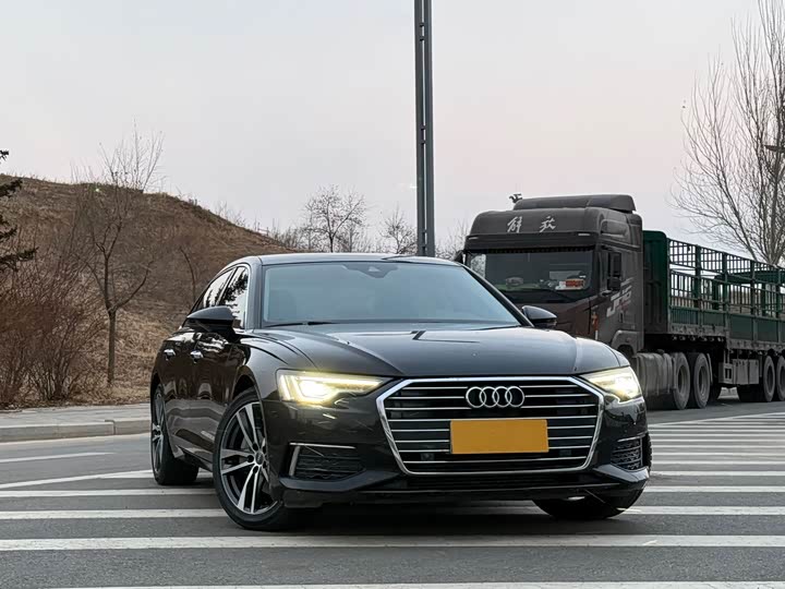 Фото 3 - Audi A6L