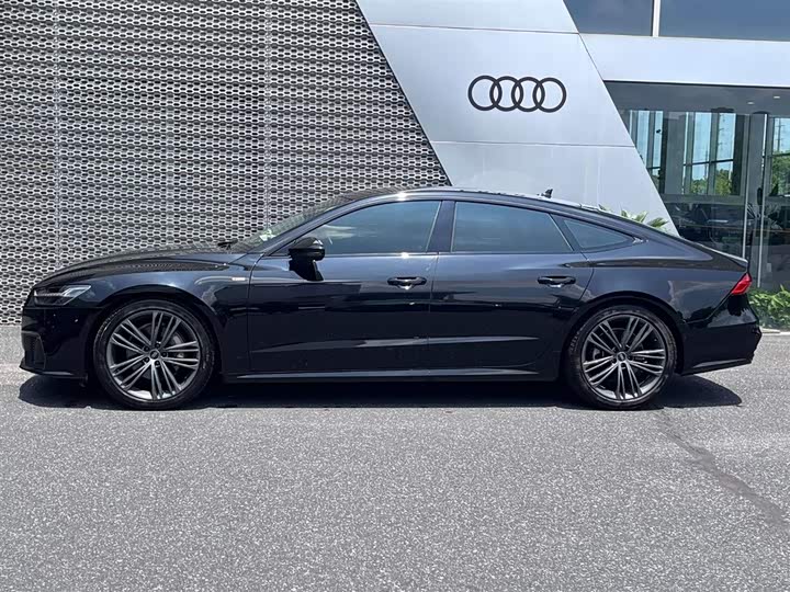 Фото 4 - Audi A7