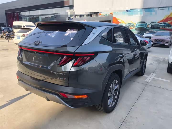 Фото 7 - Hyundai Tucson L