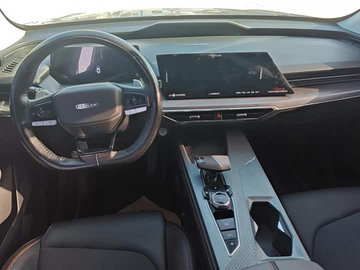 Фото 12 - Changan Oshan Z6