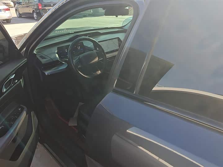 Фото 9 - Changan Oshan Z6