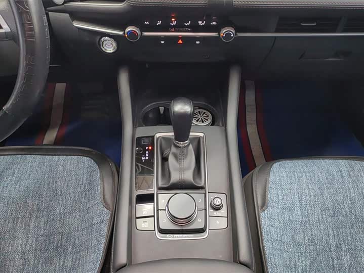 Фото 16 - Mazda 3 (Axela)