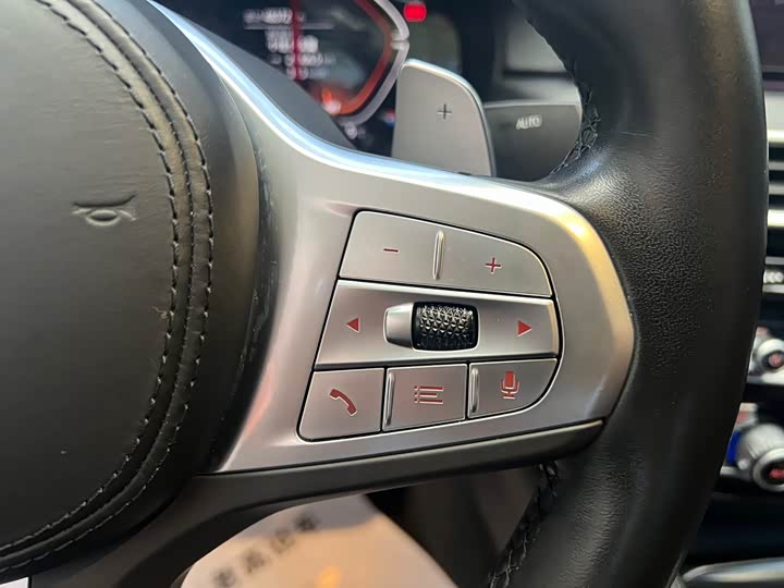 Фото 11 - BMW 5 Series