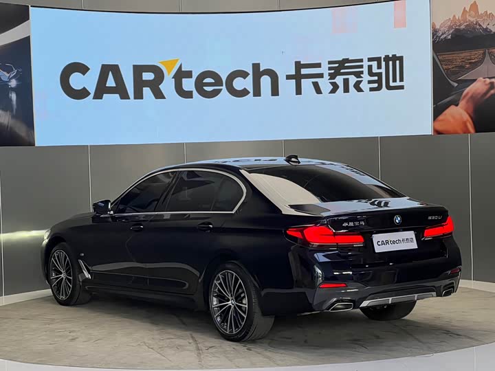 Фото 23 - BMW 5 Series