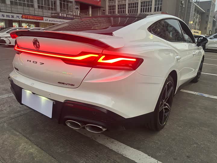 Фото 10 - MG Motor 7