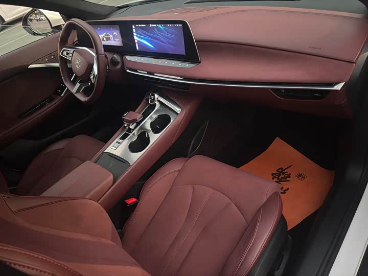 Фото 7 - MG Motor 7