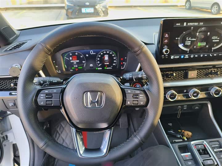 Фото 16 - Honda CR-V