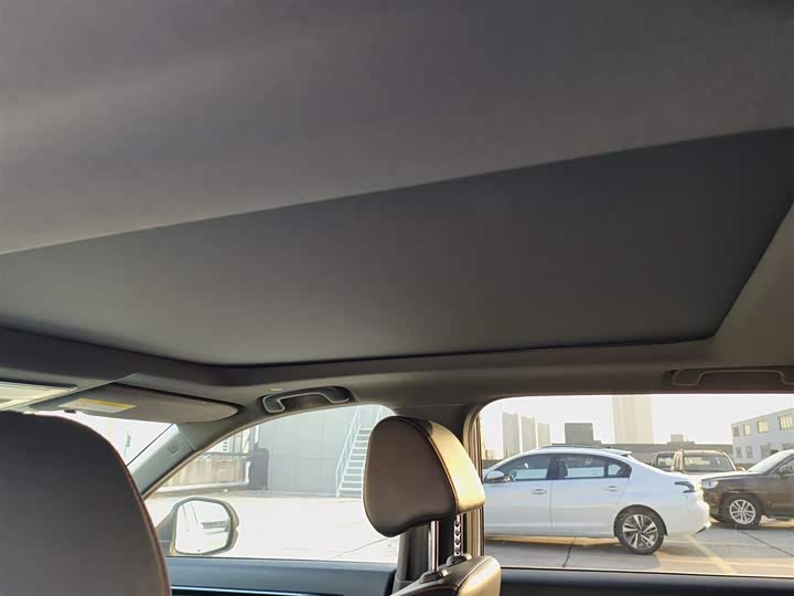 Фото 22 - Honda CR-V