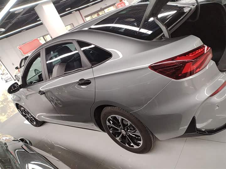 Фото 5 - Chevrolet Monza