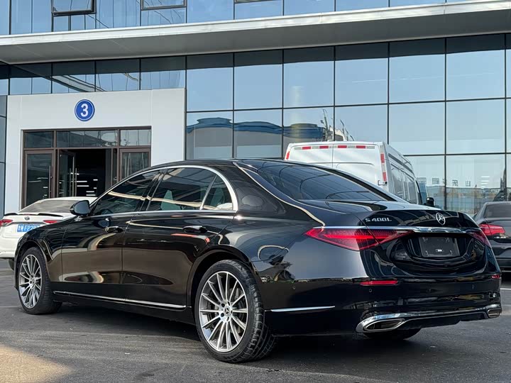 Фото 6 - Mercedes-Benz S-Class