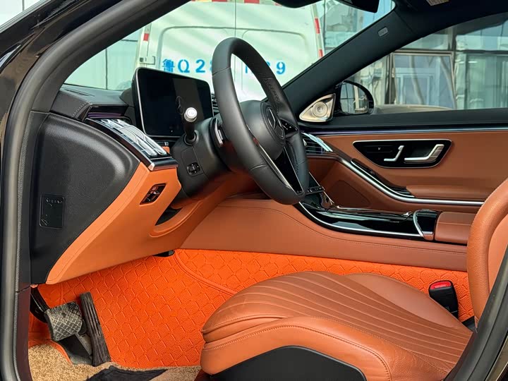 Фото 8 - Mercedes-Benz S-Class