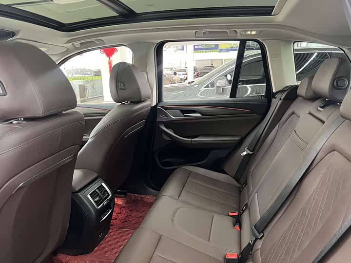 Фото 16 - BMW X3