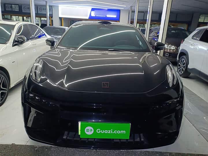 Фото 3 - Zeekr 001