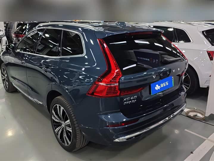 Фото 3 - Volvo XC60 Hybrid